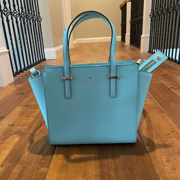 Beautiful Tiffany Blue Kate Spade Handbag - Picture 5 of 5